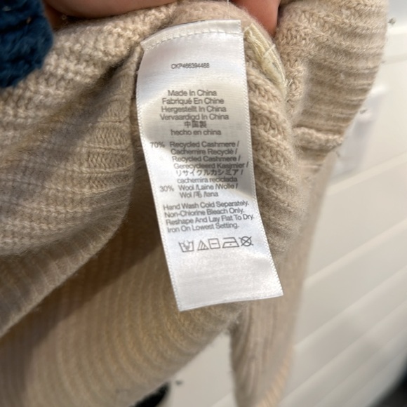 Women’s Sweater Bundle (3) Madewell and Paychi Guh - Picture 4 of 10